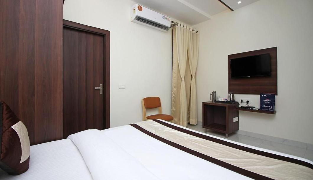 Hotel Opal Courtyard آغْرا المظهر الخارجي الصورة