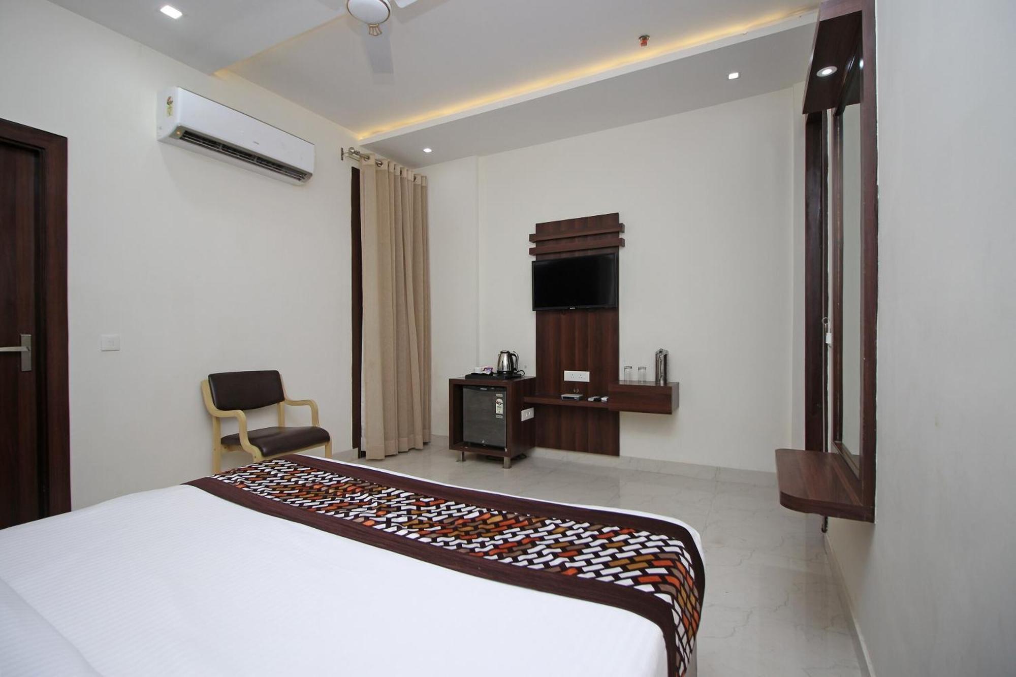 Hotel Opal Courtyard آغْرا المظهر الخارجي الصورة