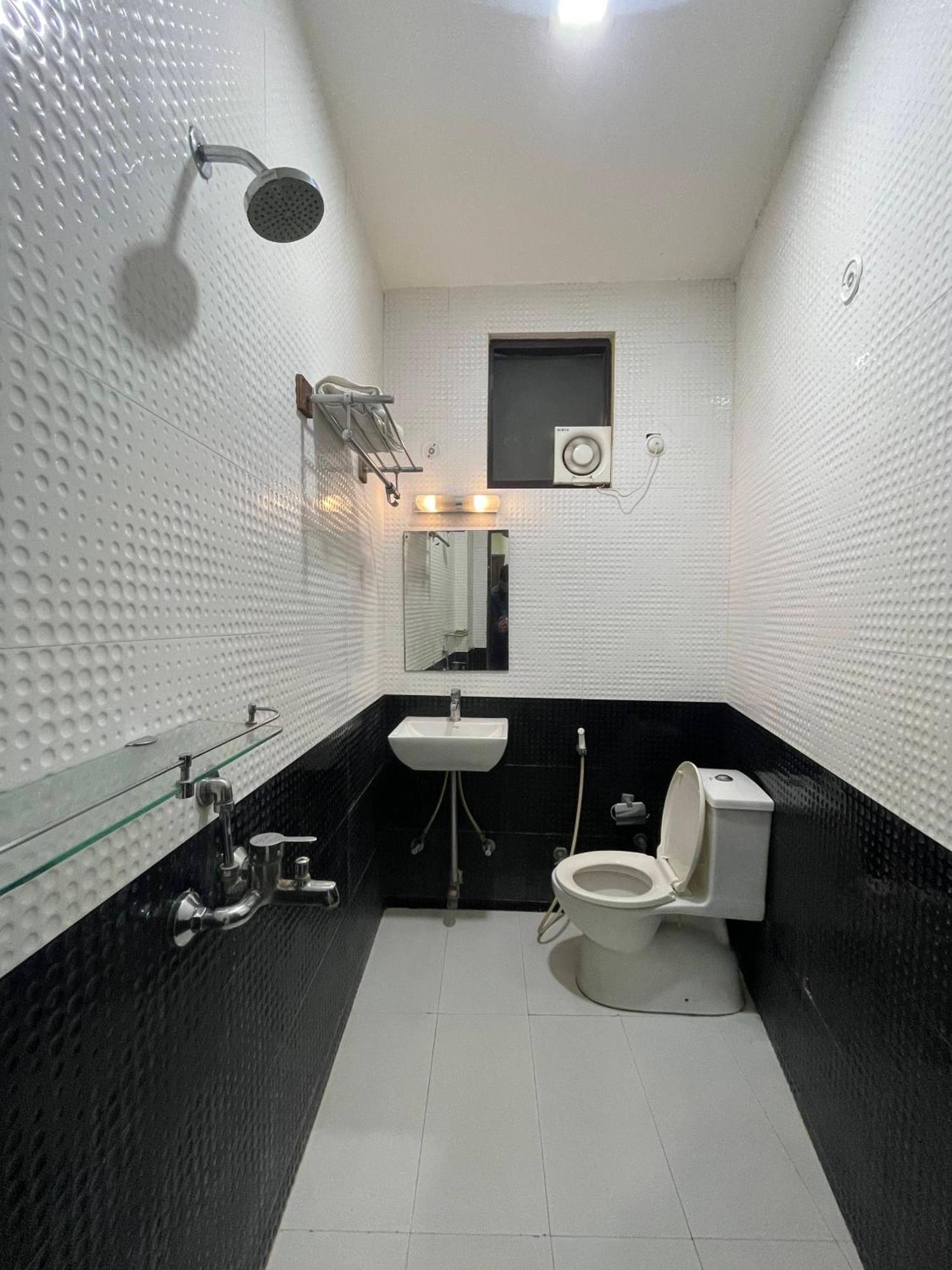 Hotel Opal Courtyard آغْرا المظهر الخارجي الصورة